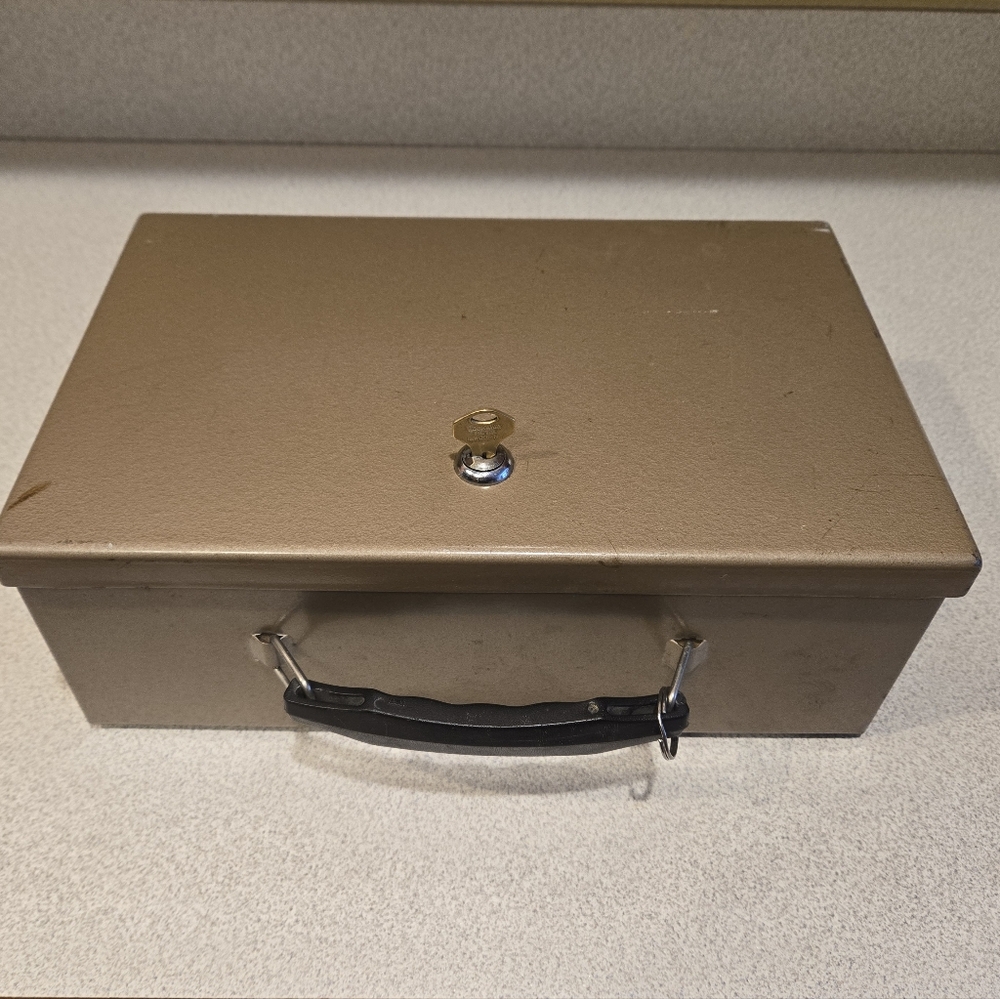 Fire Resistant Lock Box With 1 Key